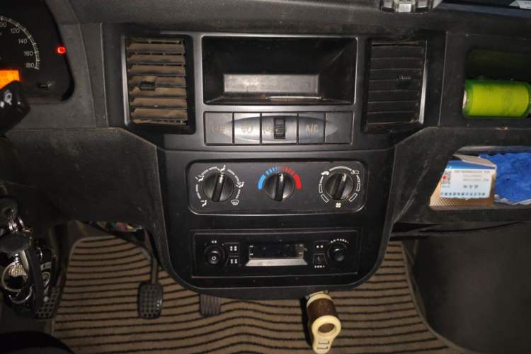 Used Wuling Zhiguang 2015 1.2L S Practical Model LSI Audio And AC Panel