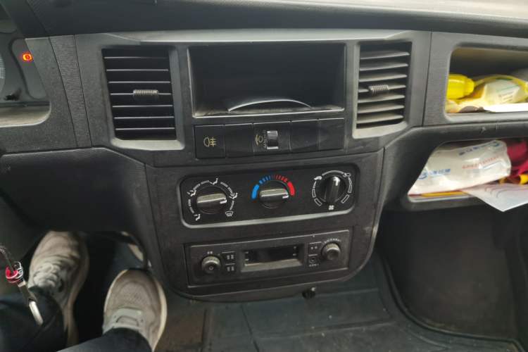 Used Wuling Zhiguang 2015 1.2L S Practical Model LSI Audio And AC Panel