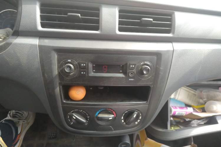 Used Wuling Zhiguang 2015 1.2L S Practical Model LSI Audio And AC Panel