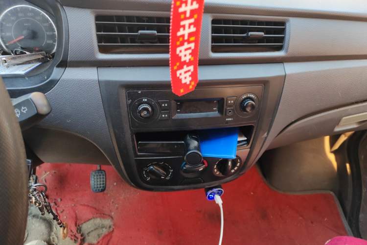 Used Wuling Zhiguang 2015 1.2L S Practical Model LSI Audio And AC Panel
