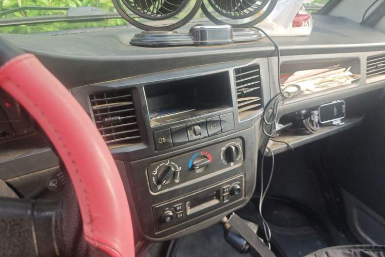 Used Wuling Zhiguang 2015 1.2L S Practical Model LSI Audio And AC Panel