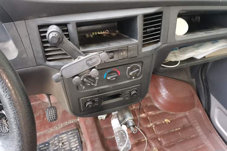 Used Wuling Zhiguang 2015 1.2L Practical LS-I Model Audio And AC Panel