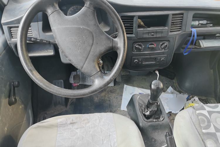 Used Wuling Zhiguang 2015 1.2L S Practical Model LSI Center Console