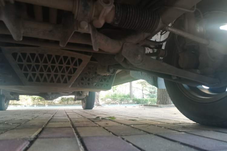 Used Wuling Zhiguang 2015 1.2L S Standard Model LSI Chassis Front