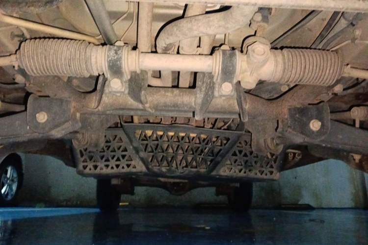 Used Wuling Zhiguang 2015 1.2L S Standard Model LSI Chassis Front