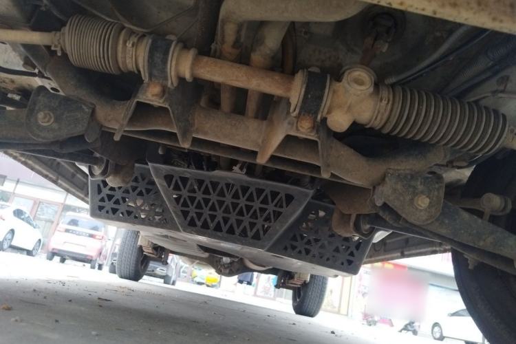 Used Wuling Zhiguang 2015 1.2L Practical LS-I Model Chassis Front