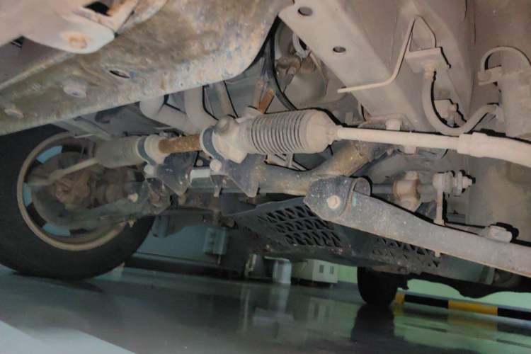 Used Wuling Zhiguang 2015 1.2L S Practical Model LSI Chassis Front Left