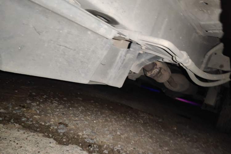 Used Wuling Zhiguang 2015 1.2L Practical LS-I Model Chassis Front Left