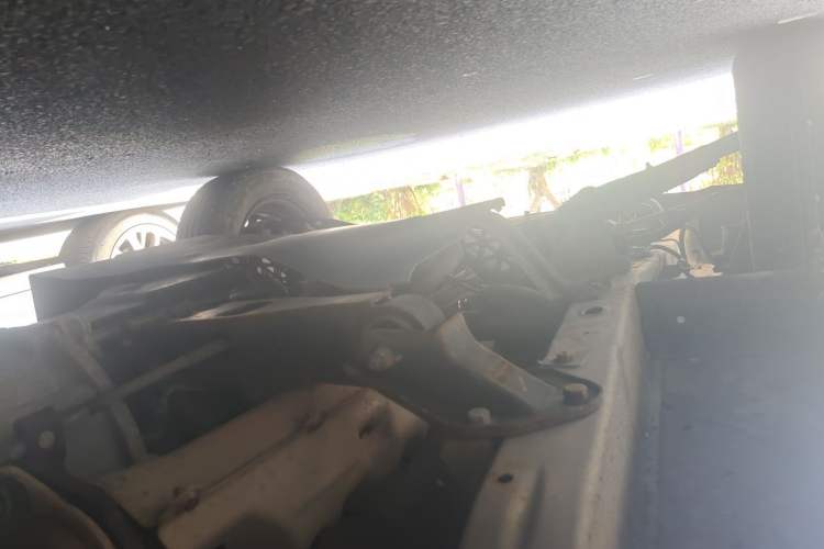 Used Wuling Zhiguang 2015 1.2L S Practical Model LSI Chassis Front Left