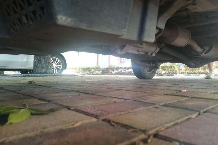 Used Wuling Zhiguang 2015 1.2L S Standard Model LSI Chassis Front Left