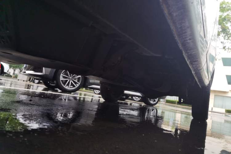 Used Wuling Zhiguang 2015 1.2L S Practical Model LSI Chassis Front Left