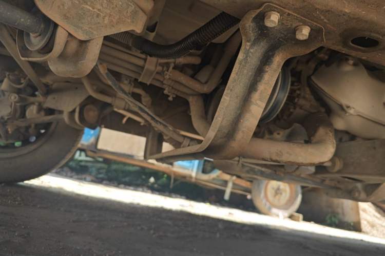 Used Wuling Zhiguang 2015 1.2L Practical LS-I Model Chassis Front Left