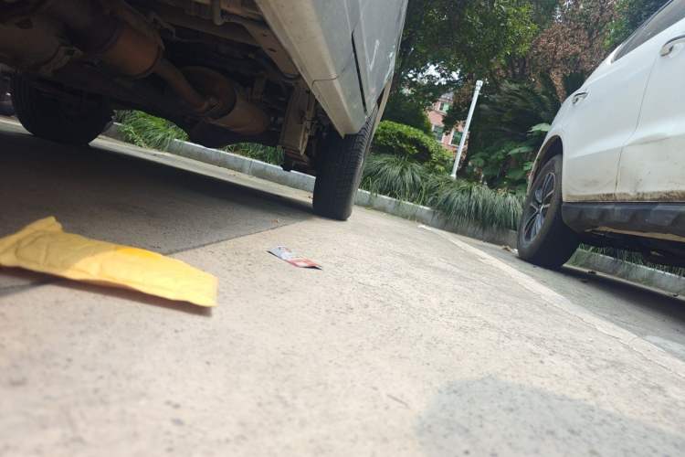 Used Wuling Zhiguang 2015 1.2L Practical LS-I Model Chassis Front Left
