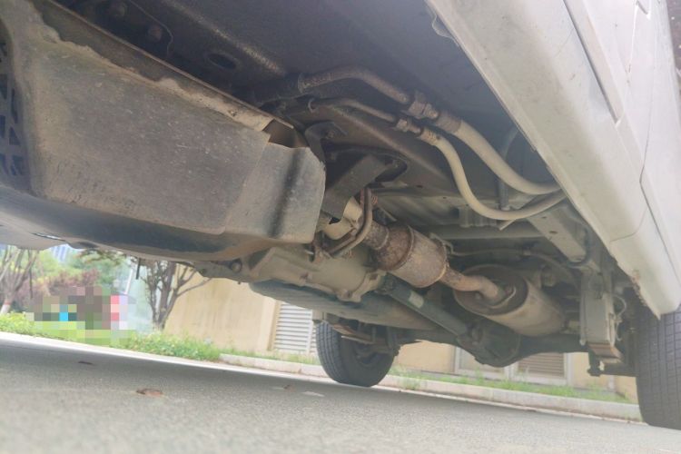 Used Wuling Zhiguang 2015 1.2L Practical LS-I Model Chassis Front Left