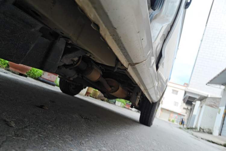 Used Wuling Zhiguang 2015 1.2L S Practical Model LSI Chassis Front Left