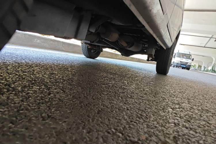 Used Wuling Zhiguang 2015 1.2L Practical LS-I Model Chassis Front Left