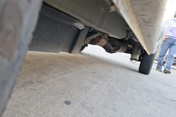 Used Wuling Zhiguang 2015 1.2L Practical LS-I Model Chassis Front Left