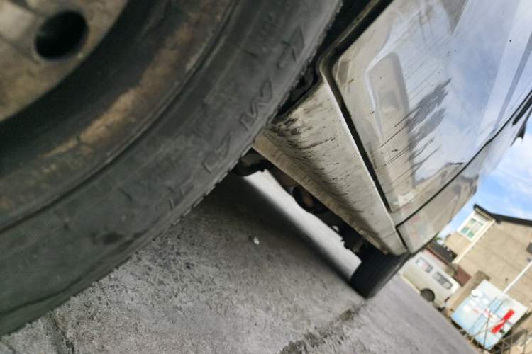 Used Wuling Zhiguang 2015 1.2L Practical LS-I Model Chassis Front Left