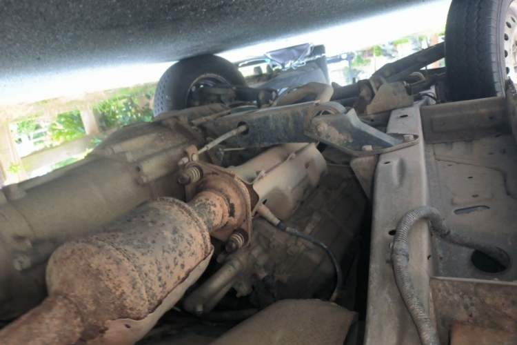 Used Wuling Zhiguang 2015 1.2L Practical LS-I Model Chassis Front Left