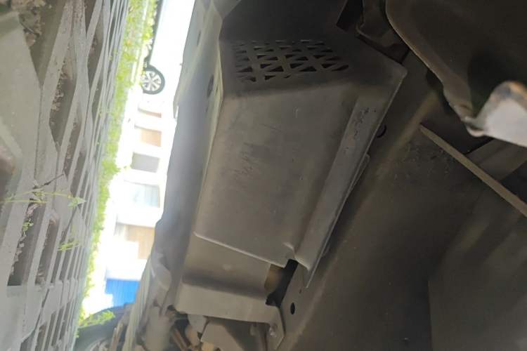 Used Wuling Zhiguang 2015 1.2L S Practical Model LSI Chassis Front Left