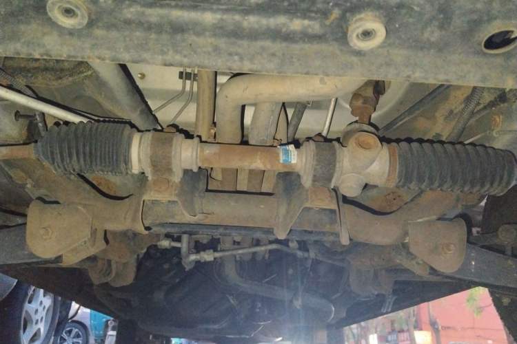 Used Wuling Zhiguang 2015 1.2L Practical LS-I Model Chassis Front