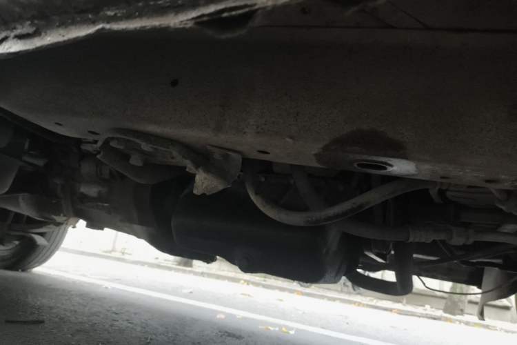 Used Wuling Zhiguang 2015 1.2L S Practical Model LSI Chassis Front Right