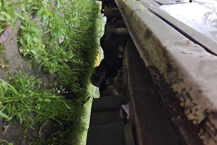 Used Wuling Zhiguang 2015 1.2L Practical LS-I Model Chassis Front Right