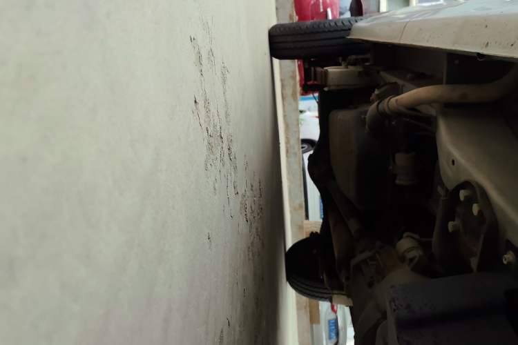 Used Wuling Zhiguang 2015 1.2L Practical LS-I Model Chassis Front Right