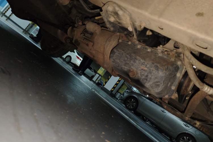 Used Wuling Zhiguang 2015 1.2L S Standard Model LSI Chassis Front Right