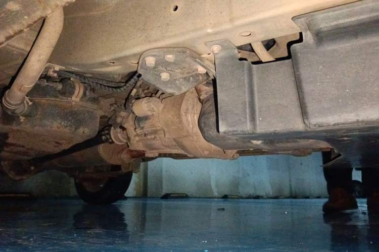 Used Wuling Zhiguang 2015 1.2L S Standard Model LSI Chassis Front Right
