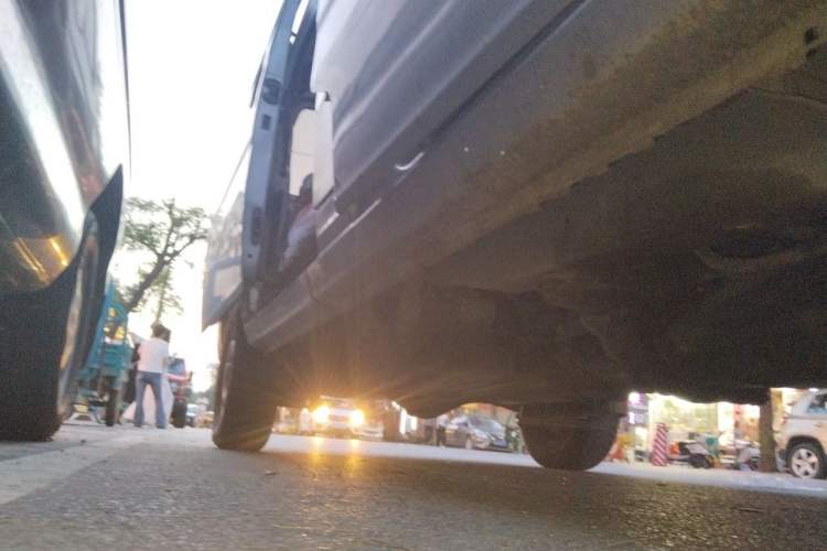 Used Wuling Zhiguang 2015 1.2L Practical LS-I Model Chassis Front Right