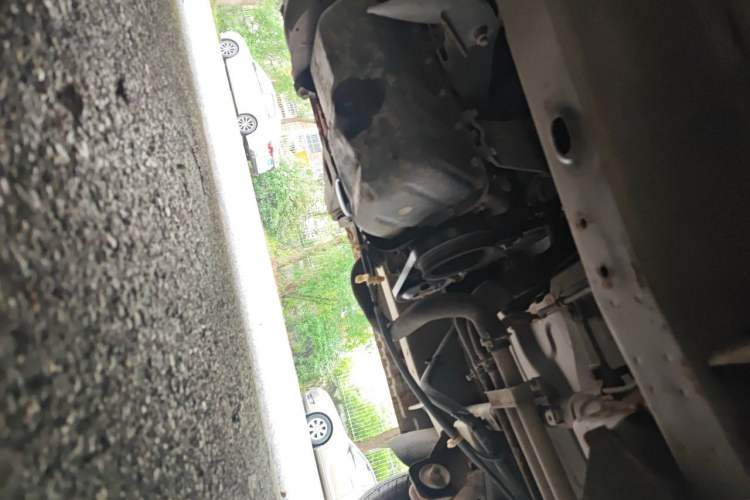 Used Wuling Zhiguang 2015 1.2L S Practical Model LSI Chassis Front Right