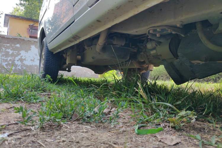 Used Wuling Zhiguang 2015 1.2L Practical LS-I Model Chassis Front Right