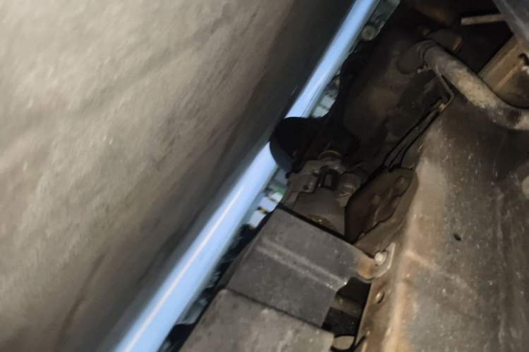 Used Wuling Zhiguang 2015 1.2L S Practical Model LSI Chassis Front Right