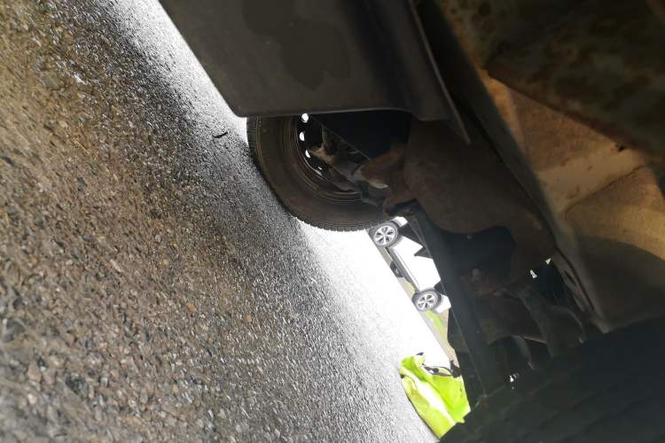 Used Wuling Zhiguang 2015 1.2L S Practical Model LSI Chassis Front Right