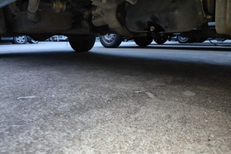 Used Wuling Zhiguang 2015 1.2L Practical LS-I Model Chassis Front Right