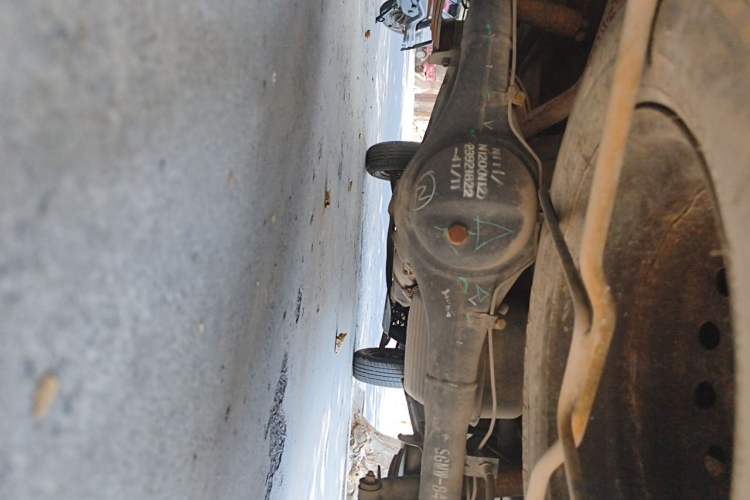 Used Wuling Zhiguang 2015 1.2L Practical LS-I Model Chassis Rear