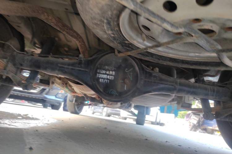 Used Wuling Zhiguang 2015 1.2L Practical LS-I Model Chassis Rear