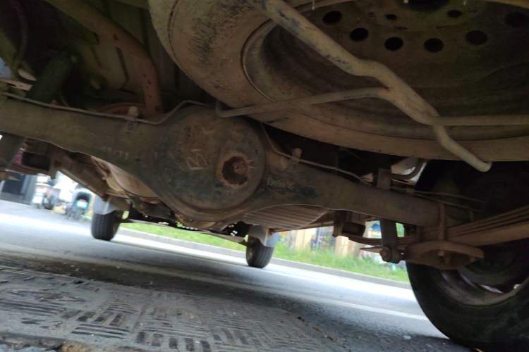 Used Wuling Zhiguang 2015 1.2L Practical LS-I Model Chassis Rear