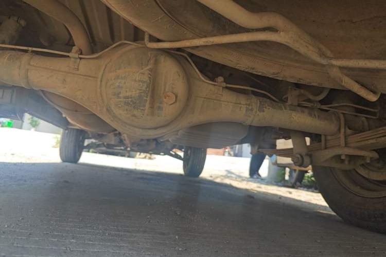 Used Wuling Zhiguang 2015 1.2L Practical LS-I Model Chassis Rear