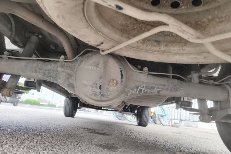 Used Wuling Zhiguang 2015 1.2L Practical LS-I Model Chassis Rear