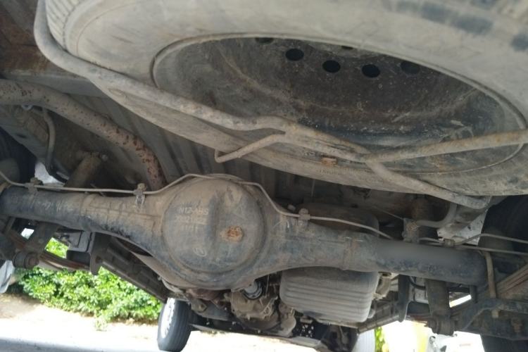 Used Wuling Zhiguang 2015 1.2L Practical LS-I Model Chassis Rear