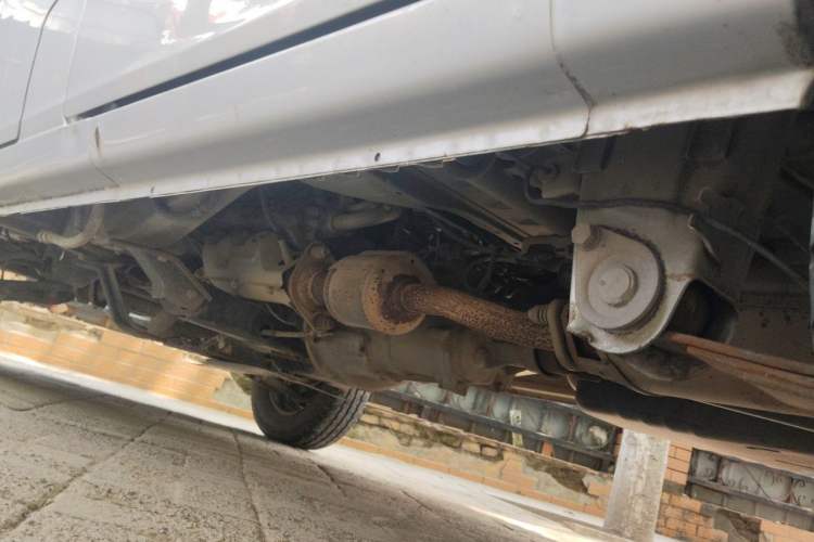 Used Wuling Zhiguang 2015 1.2L Practical LS-I Model Chassis Rear Left