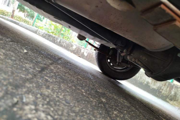 Used Wuling Zhiguang 2015 1.2L Practical LS-I Model Chassis Rear Left