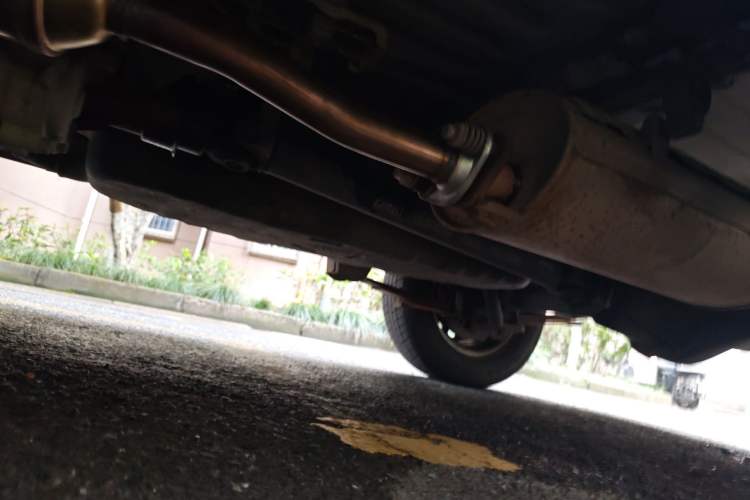 Used Wuling Zhiguang 2015 1.2L Practical LS-I Model Chassis Rear Left