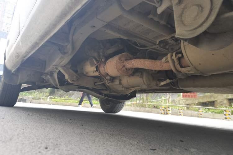 Used Wuling Zhiguang 2015 1.2L S Practical Model LSI Chassis Rear Left