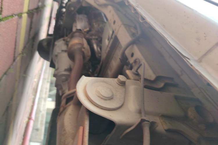 Used Wuling Zhiguang 2015 1.2L Standard Model LSI Chassis Rear Left