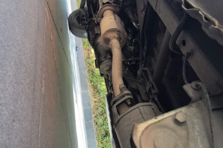 Used Wuling Zhiguang 2015 1.2L Practical LS-I Model Chassis Rear Left