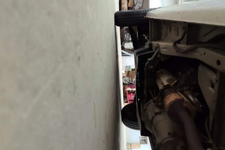 Used Wuling Zhiguang 2015 1.2L Practical LS-I Model Chassis Rear Left