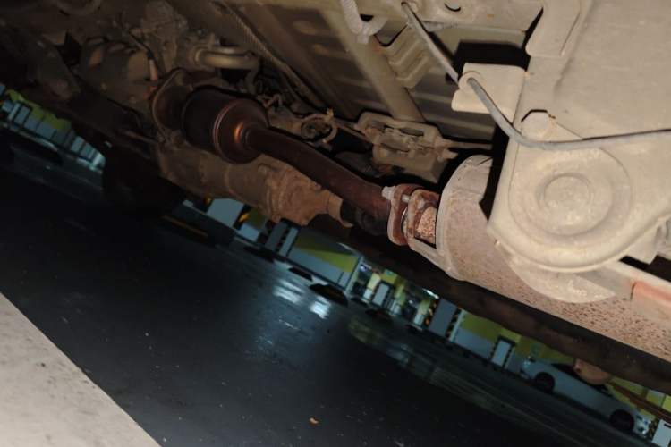 Used Wuling Zhiguang 2015 1.2L S Standard Model LSI Chassis Rear Left